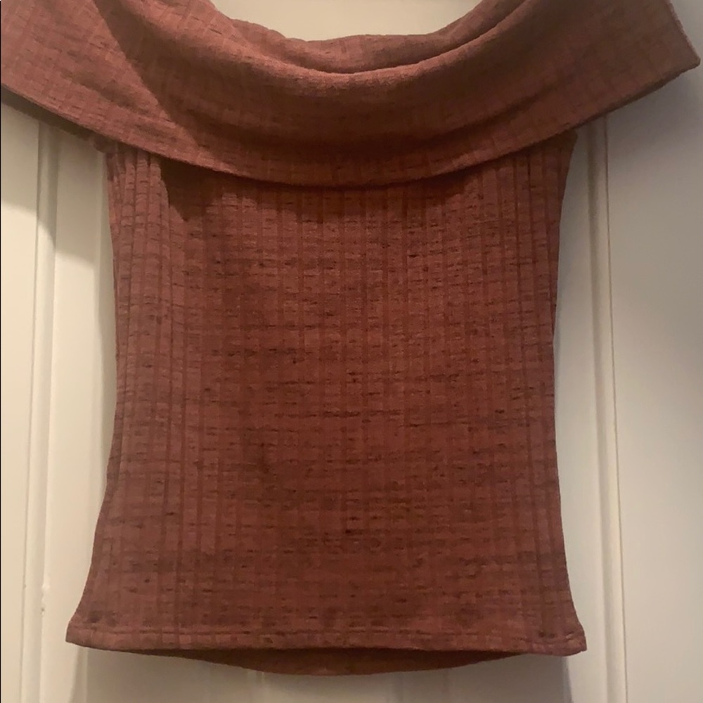 Never worn pink top
